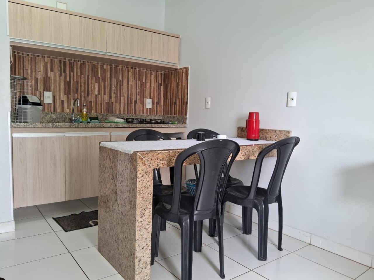 Lagoa Quente Flat Service Caldas Novas